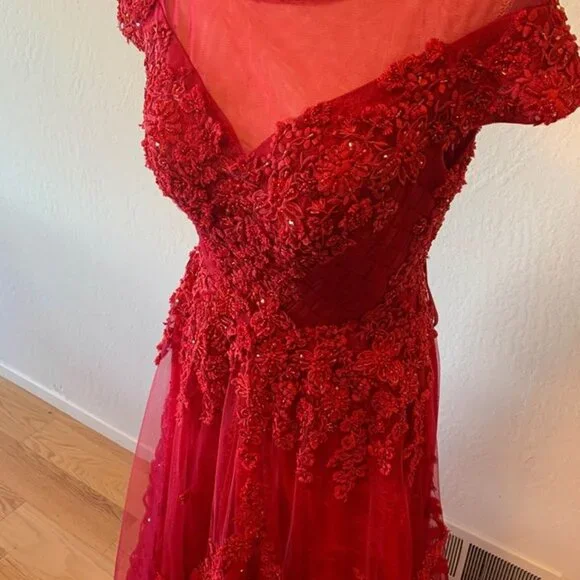 Red Handmade Dress size 0-4 - Picture 5 of 11